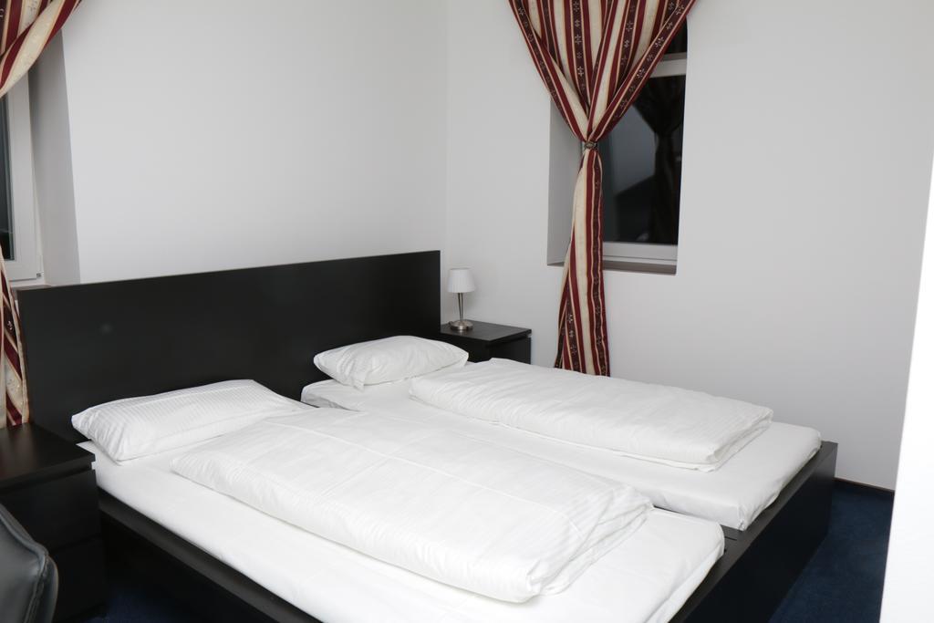 Holsteiner Hof Hotell Heist Exteriör bild